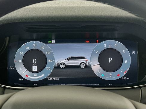Used 2025 Land Rover Range Rover Evoque S image 19