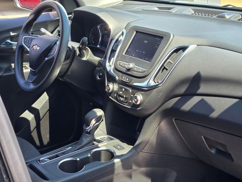 Used 2022 Chevrolet Equinox LT image 8