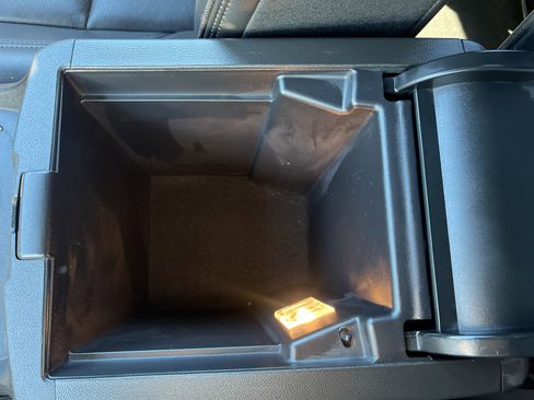 Used 2022 Chevrolet Traverse High Country w/ LPO, Floor Liner Package image 39