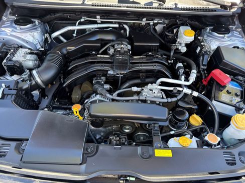 Certified 2022 Subaru Crosstrek 2.5i Limited w/ Moonroof Package 2 image 6