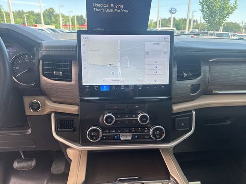 Used 2022 Ford Expedition Max Limited RWD image 27