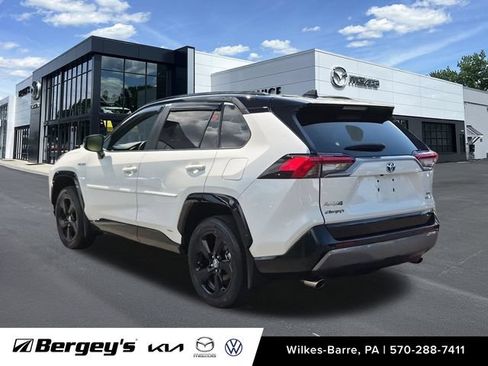 Used 2020 Toyota RAV4 XSE AWD/4WD image 8