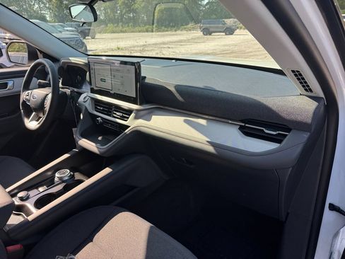 New 2026 Ford Explorer Active RWD image 19