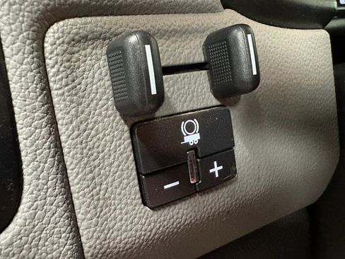 Used 2021 Chevrolet Colorado W/T w/ WT Convenience Package image 13