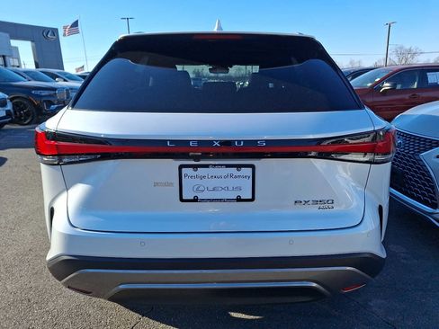 Certified 2025 Lexus RX 350 Premium image 4