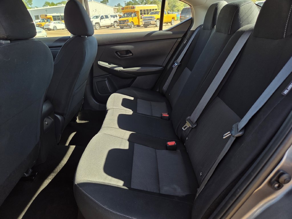 Used 2025 Nissan Sentra SV FWD image 21