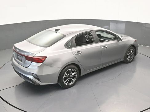 Used 2023 Kia Forte LXS FWD image 43