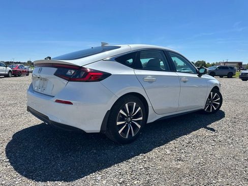 Used 2024 Honda Civic EX-L image 11