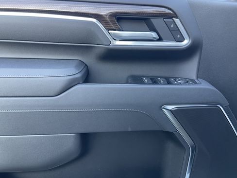 New 2026 Chevrolet Silverado 2500 Custom w/ Custom Value Package image 22