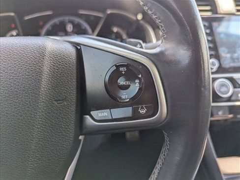 Used 2019 Honda Civic Touring image 14