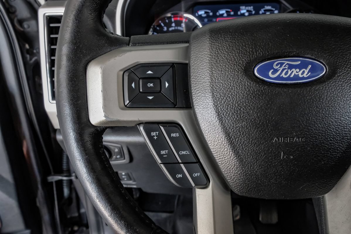 Used 2019 Ford F350 Lariat w/ Lariat Ultimate Package AWD/4WD image 16