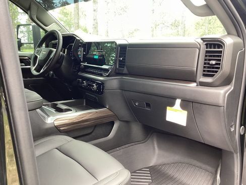New 2026 Chevrolet Silverado 2500 LT w/ All Star Edition AWD/4WD image 26