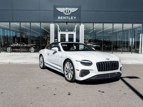 New 2026 Bentley Continental GTC image 18