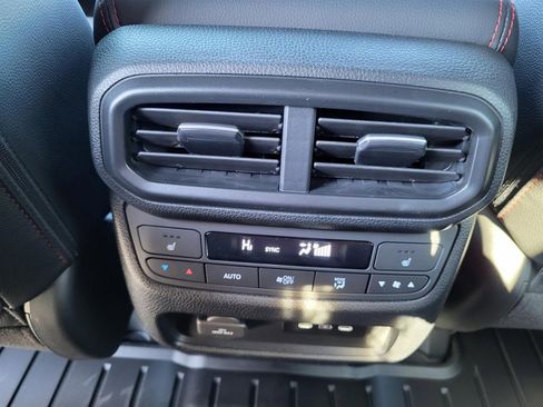 New 2026 Honda Ridgeline Black Edition image 15