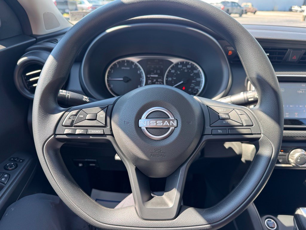 Certified 2025 Nissan Kicks Play S FWD image 16