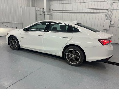 Used 2022 Chevrolet Malibu LT FWD image 8