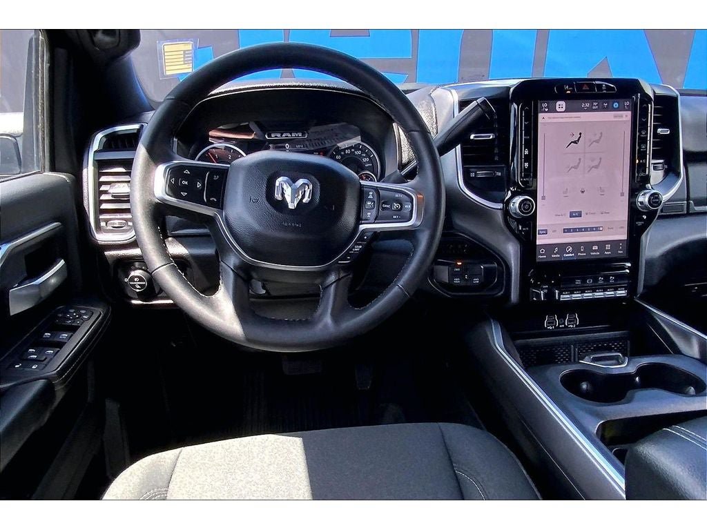 Used 2025 RAM 3500 Big Horn AWD/4WD image 5
