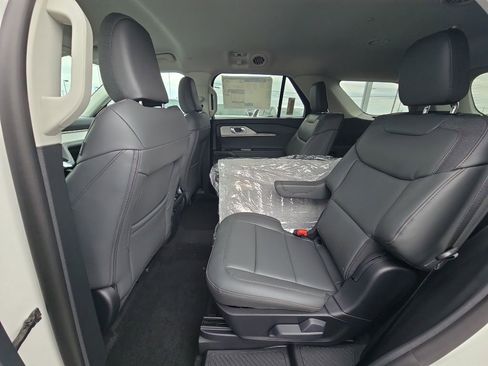 New 2026 Ford Explorer Active AWD/4WD image 37