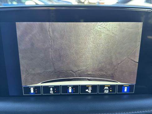 Used 2024 Chevrolet Suburban High Country image 35