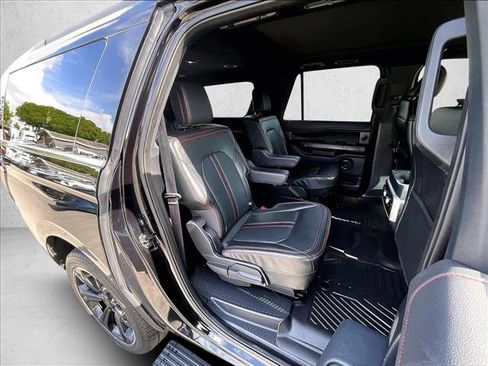 Used 2022 Ford Expedition Max Limited image 29