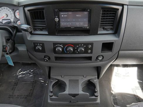 Used 2008 Dodge Ram 1500 Truck SLT w/ Trailer Tow Group AWD/4WD image 19
