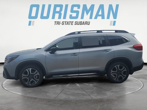 Used 2026 Subaru Ascent Limited AWD/4WD image 3