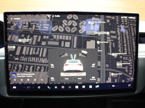 Used 2023 Tesla Model X image 40