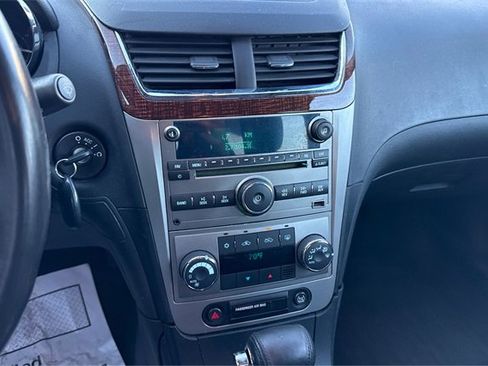 Used 2010 Chevrolet Malibu LTZ w/ HFV6 Engine Package image 13