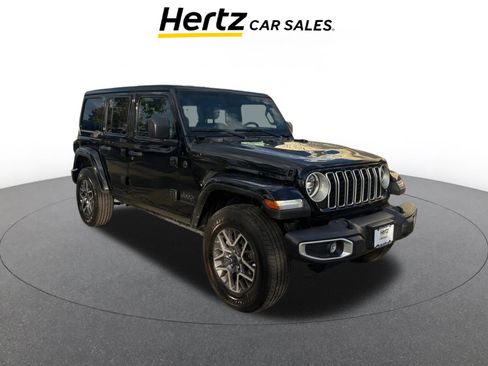Used 2025 Jeep Wrangler Sahara image 1