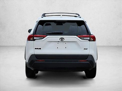Used 2025 Toyota RAV4 XLE w/ Convenience Package FWD image 7
