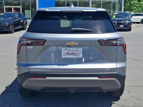 Used 2026 Chevrolet Equinox LT w/ Convenience Package II AWD/4WD image 5
