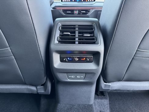 Used 2026 Volkswagen Tiguan SEL R-Line AWD/4WD image 38