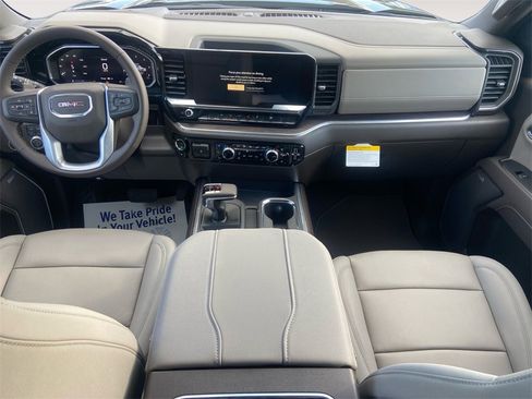 New 2026 GMC Sierra 1500 SLT w/ SLT Convenience Package image 10