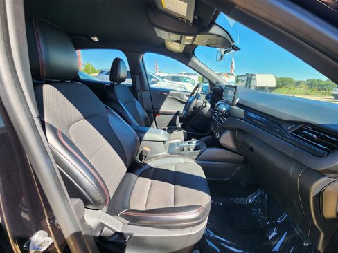 Used 2024 Ford Escape ST-Line image 13