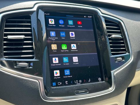 Certified 2023 Volvo XC90 T8 Plus w/ Protection Package Premier image 11