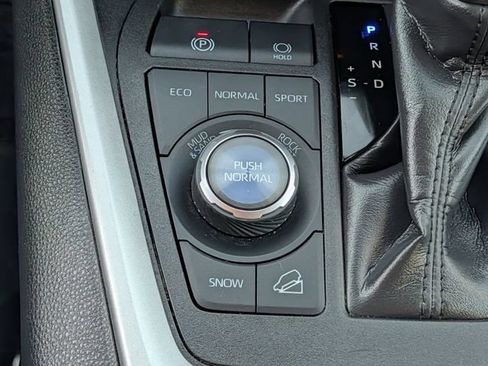Used 2024 Toyota RAV4 Adventure AWD/4WD image 15