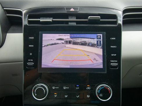 Used 2024 Hyundai Tucson SE FWD image 24