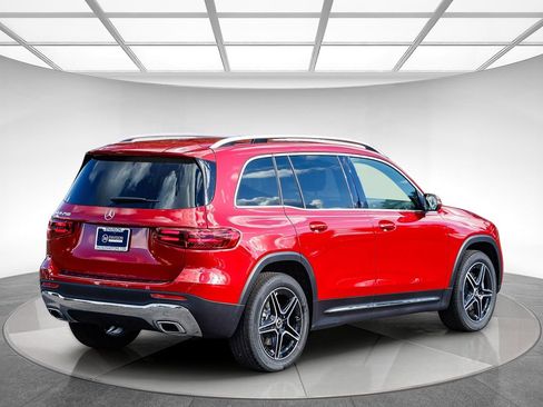New 2026 Mercedes-Benz GLB 250 image 4