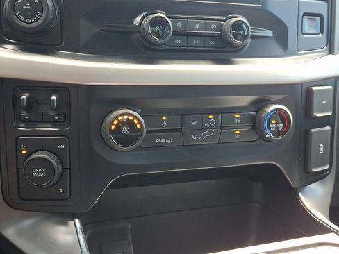 Used 2022 Ford F150 XLT w/ Trailer Tow Package AWD/4WD image 16