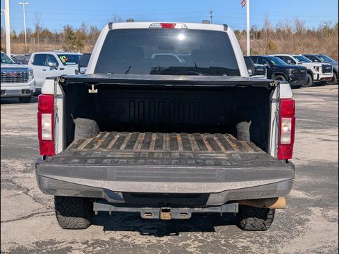 Used 2020 Ford F250 XLT w/ FX4 Off-Road Package image 22