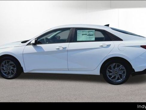 Used 2025 Hyundai Elantra Hybrid FWD image 53