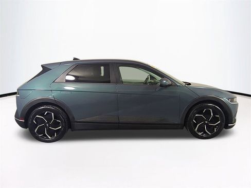 Certified 2022 Hyundai Ioniq 5 SE image 4