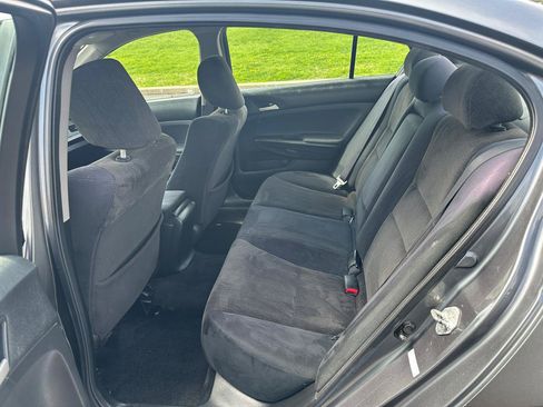 Used 2010 Honda Accord LX image 12