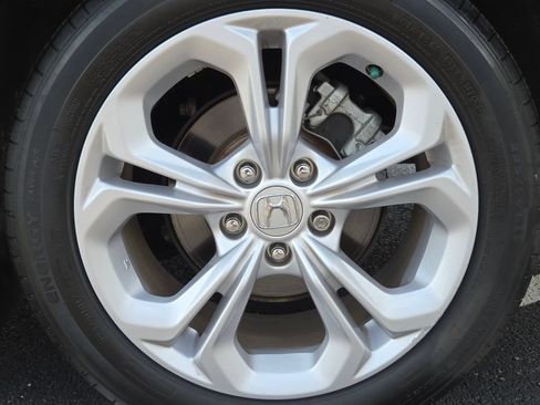 Certified 2025 Honda Accord LX image 12