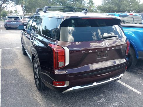 Used 2022 Hyundai Palisade Calligraphy FWD image 2