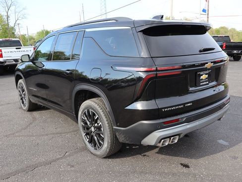 New 2026 Chevrolet Traverse LT AWD/4WD image 3
