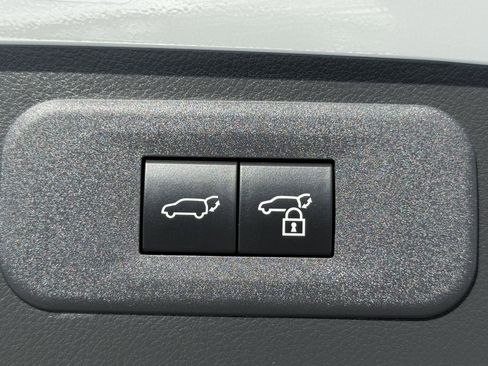 Certified 2025 Lexus NX 450h+ F Sport image 14