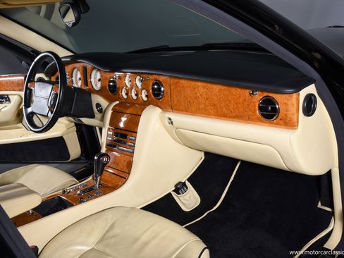 Used 2005 Bentley Arnage RL image 25