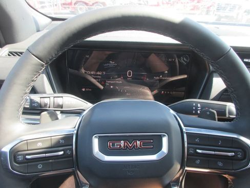 New 2027 GMC Terrain Elevation w/ Elevation Premium Package FWD image 16