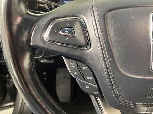 Used 2017 Lincoln MKZ Premiere image 13